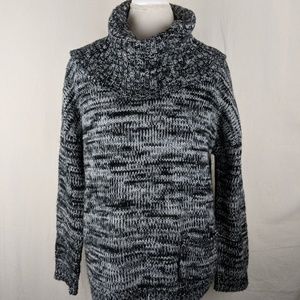 AJ Andrea Jovine Women's Sweater Size L Knit